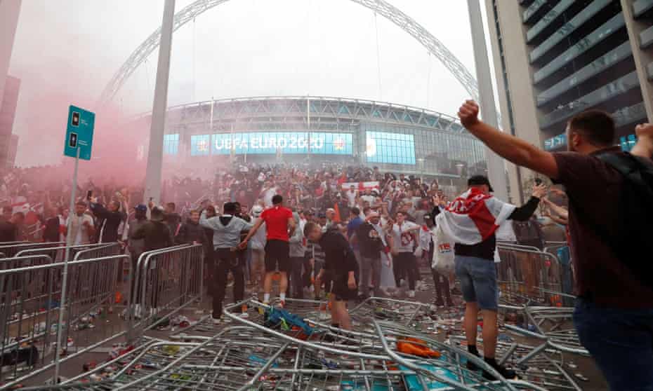 Thousands of fans without tickets tried to storm the Euro 2020 final between England and Italy at Wembley last year.