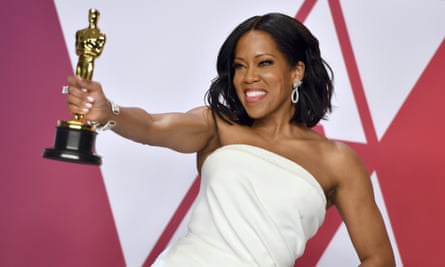 King with her award for best performance by an actress in a supporting role for If Beale Street Could Talk at the Oscars in Los Angeles in 2019.