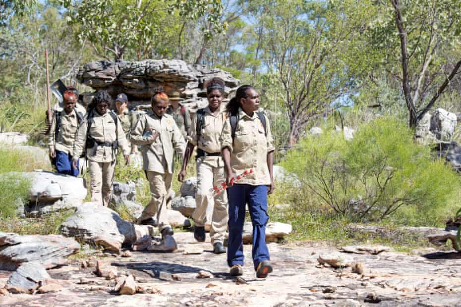 Warddeken daluk (female) rangers travel across Arnhem Land with scientist Alys Stevens and Co-ordinator Georgia Vallance.