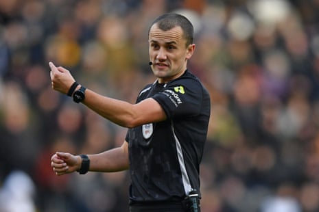 Andrew Kitchen leads the team of match officials for tonight’s match at Stamford Bridge.