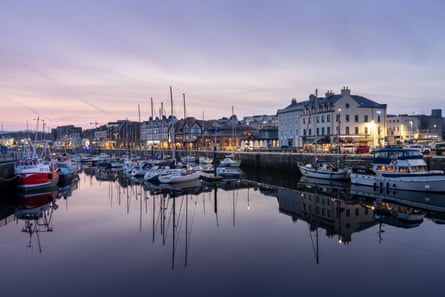 Douglas marina.