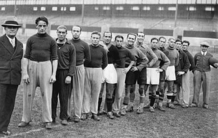 Vittorio Pozzo (left) pictured with his Italian football team at a training session during the 1930s