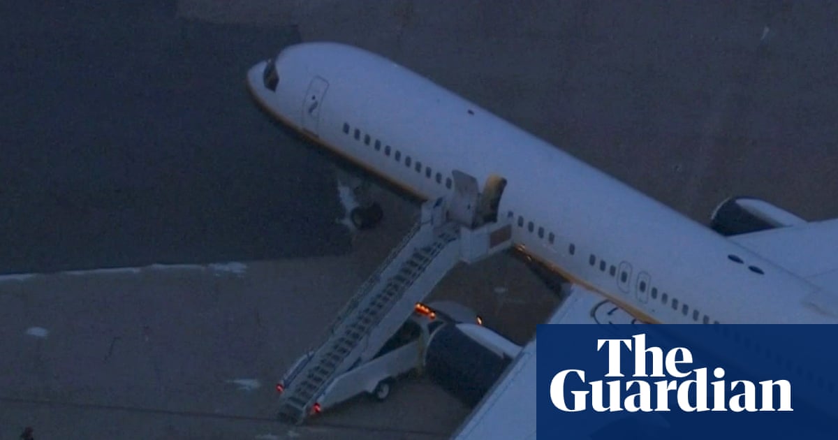 Nicolás Maduro arrives in New York after ouster as Venezuelan president