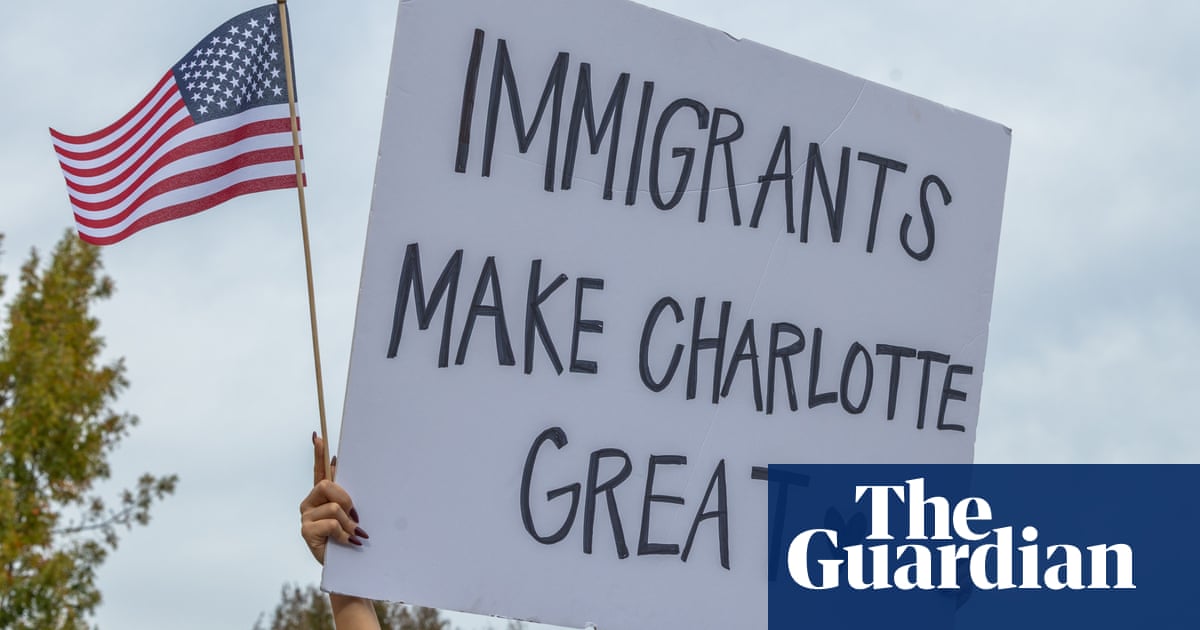 Federal immigration officers begin sweep in Charlotte, North Carolina