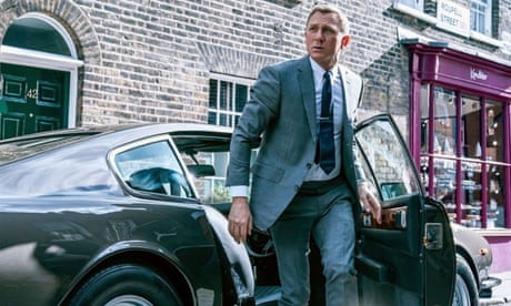 Daniel Craig as James Bond in No Time to Die, 2021.