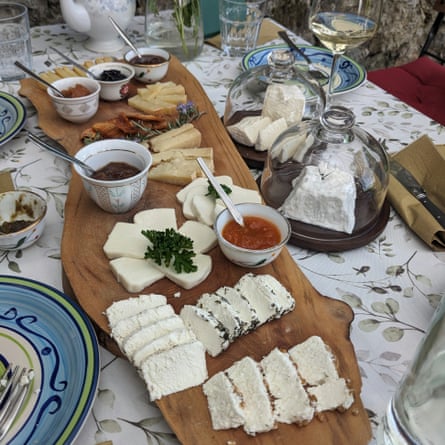 Fresh cheeses at the Čilčevi Farmstead dairy in Pedrovo.