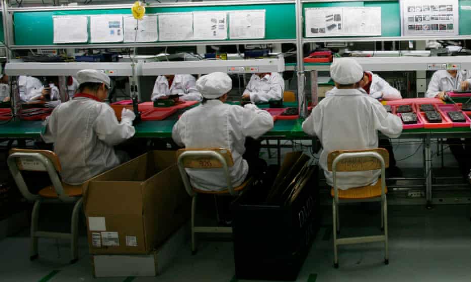Foxconn will switch some of its production lines to make masks and hopes to ramp up production to 2m by the end of the month.