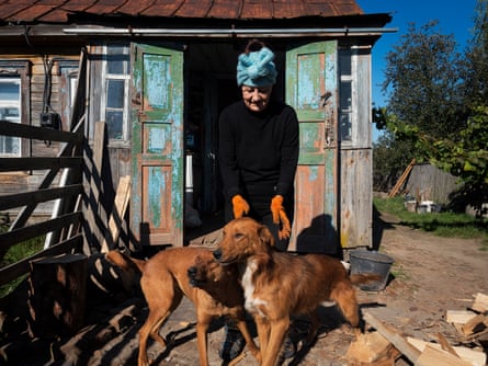 essay on chernobyl Lydia is cut off from the world, far from everything and everyone. But her dogs, found by chance, are her companions, her family that helps her to bear the immense loneliness in which she now lives. Village of Bazar, Jytomyr region, Ukraine, 1 October 2021.