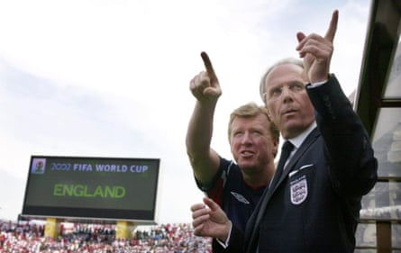 Sven-Göran Eriksson and his assistant, Steve McClaren, before England’s group-stage game against Nigeria at the 2002 World Cup.