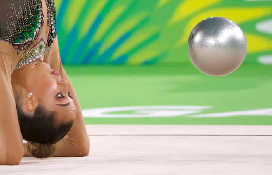 Gemma Frizelle of Wales in the team final at the Commonwealth Games in 2018.