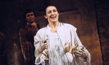 Acting royalty … Shaw in the title role of Richard II, directed by Deborah Warner, at the National Theatre in 1995.