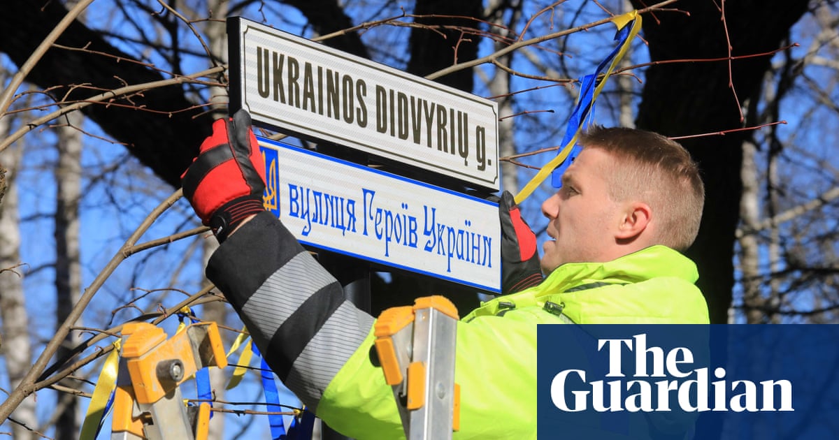 Lithuania names road leading to Russian embassy ‘Ukrainian Heroes’ Street’