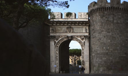 Porta Capuana is one of Naples’ old city gates, built by the Aragonese dynasty in 1484.
