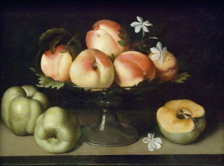 Fede Galizia masih hidup dengan apel dan buah persik.