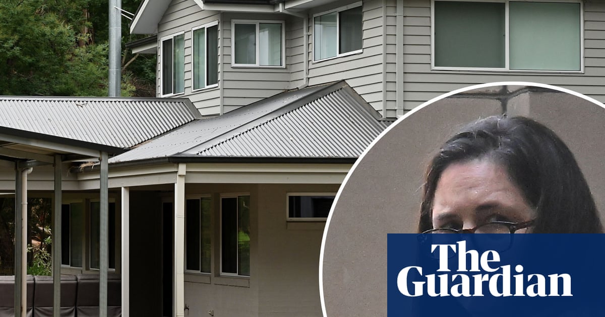 Mushroom expert who discovered death caps near Erin Patterson's home gives evidence in triple murder trial
