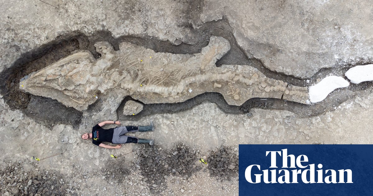 Fossil of 10 metre-long ‘sea dragon’ discovered next to Rutland Water
