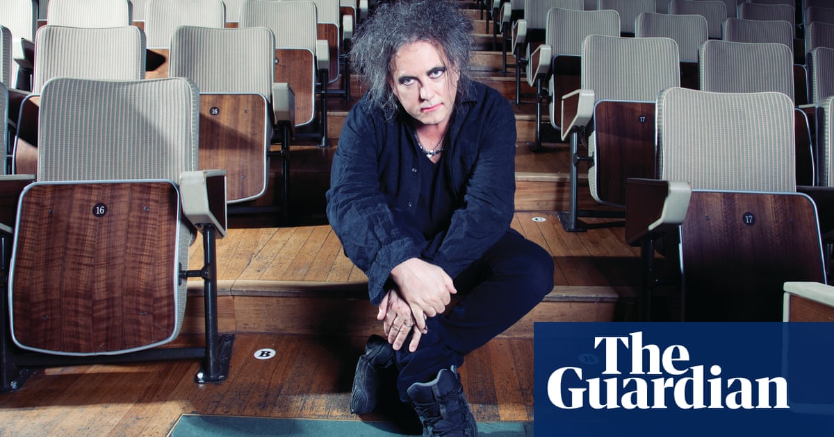 The Cure S Robert Smith I Was Very Optimistic When I Was