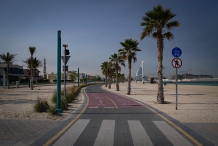Beachfront in Dubai with no one visible
