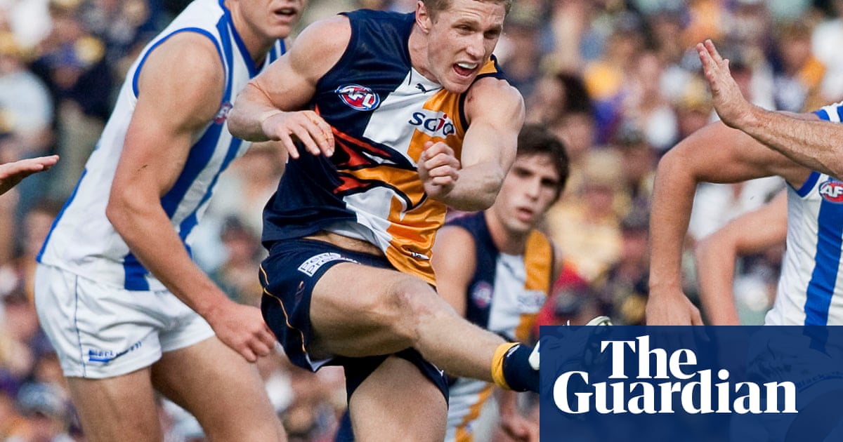 Former West Coast player Adam Selwood dies months after twin brother's death