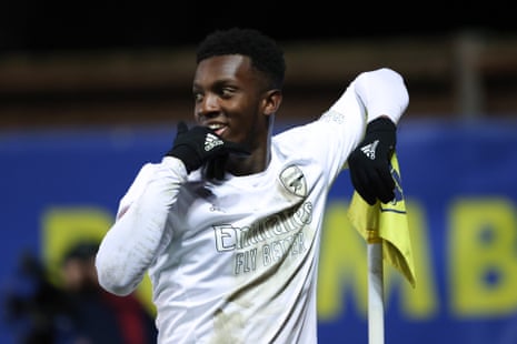 Nketiah celebrates with the corner flag.