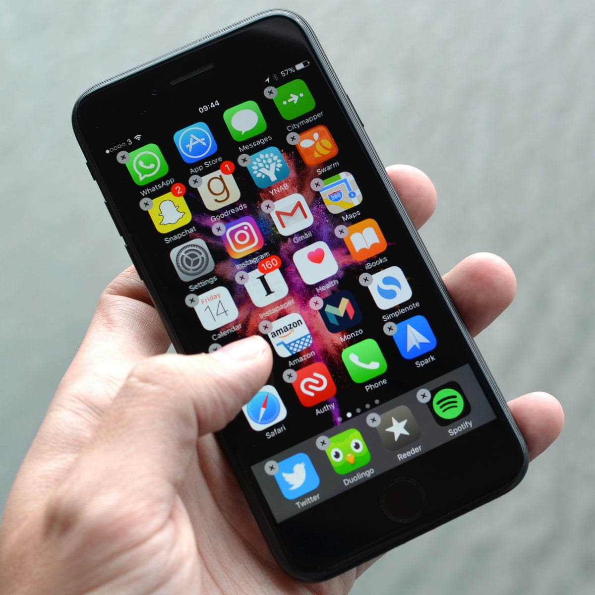Life Hack How To Best Arrange Your Iphone Apps One Icon At A Time Apps The Guardian
