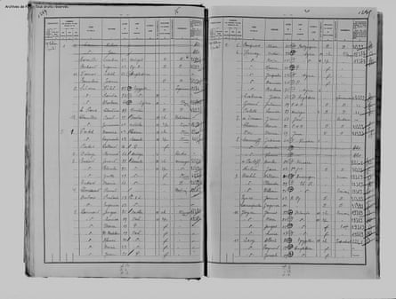Open pages of the 1926 register showing list of handwritten names