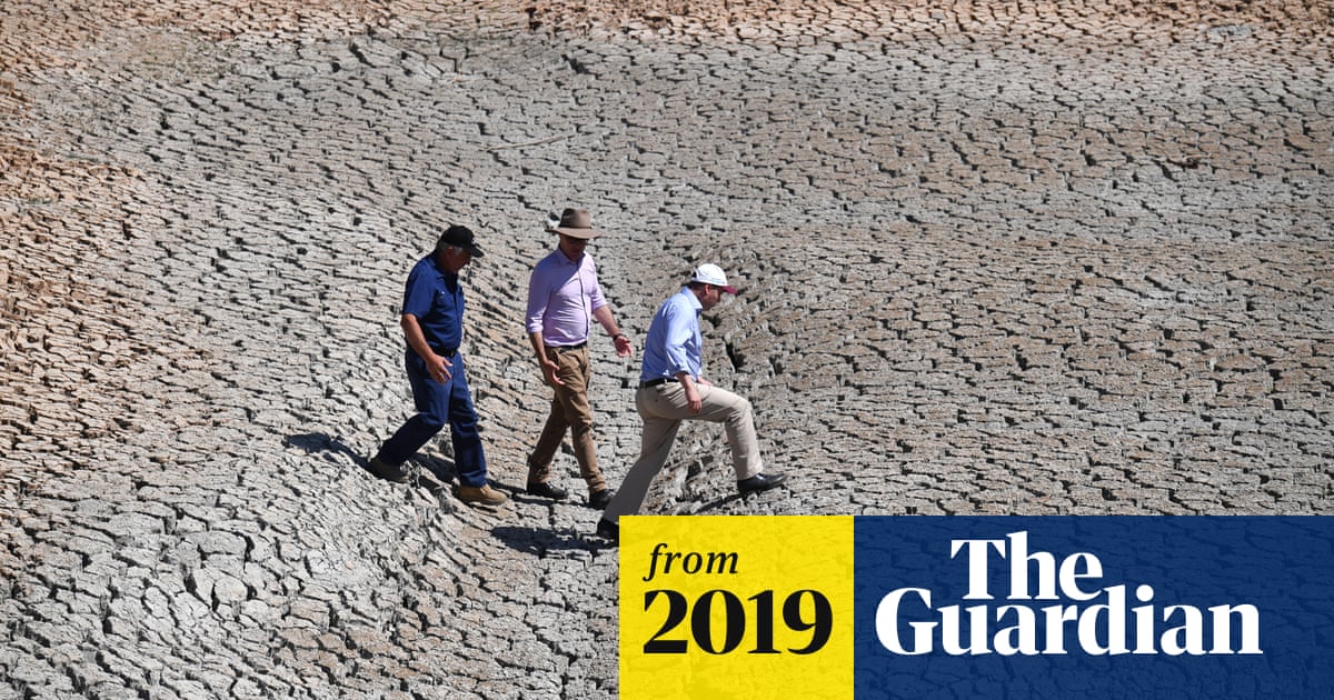 Chinese company approved to run water mining operation in drought-stricken Queensland