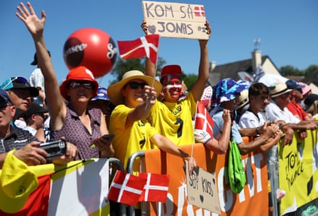 Fans of Visma-Lease a Bike's Jonas Vingegaard before the start of stage eight.