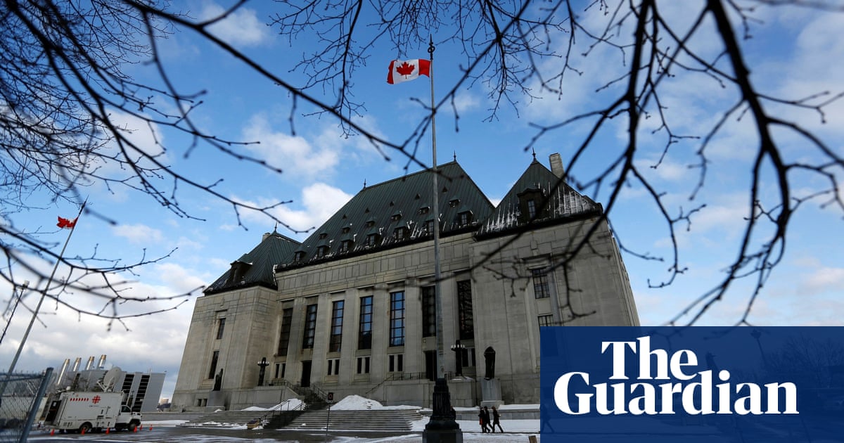 カナダの最高裁判所は仮釈放の可能性のない人生は「残酷」で違法であると裁定します