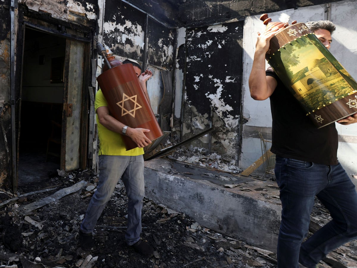 Israeli city of Lod descends into 'civil war' as violence escalates | Israel | The Guardian