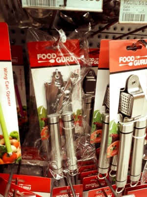 IGA tin opener