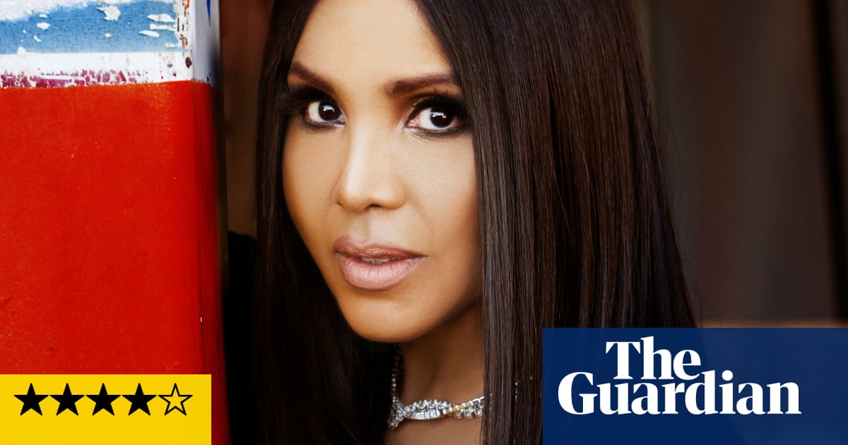 Toni Braxton Sex And Cigarettes Review Exquisitely Anguished