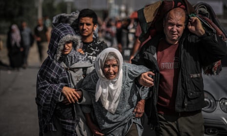 Palestinians leave from the northern part of the Gaza to flee to the central and southern parts of the Gaza Strip.
