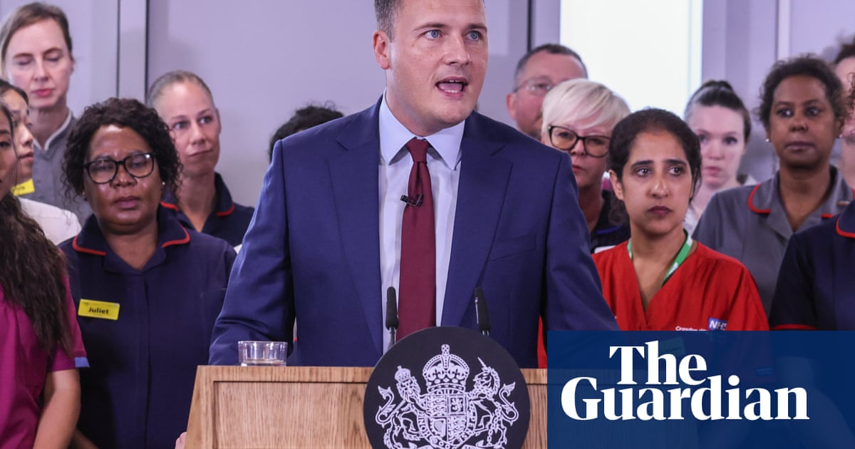 Streeting sets out digital overhaul of NHS centred on doctor in your pocket' app