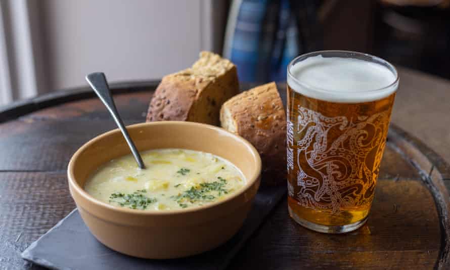 Chowder at the Kilmarnock Arms.