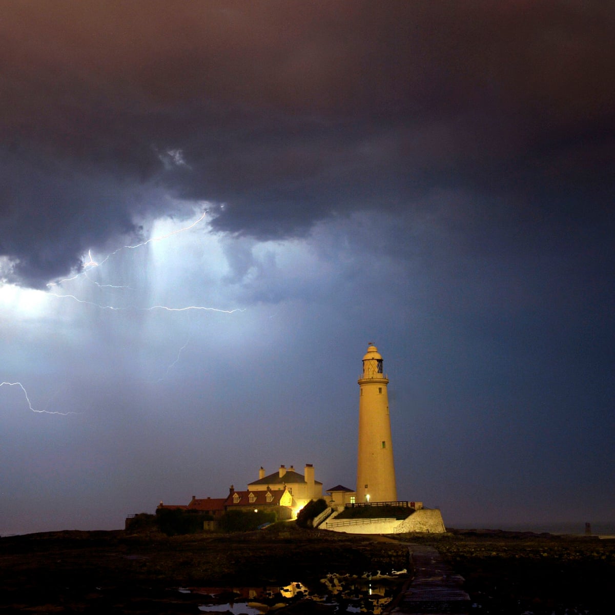 Spectacular Storm In North East England Cuts Electricity To 40 000 Homes Uk Weather The Guardian