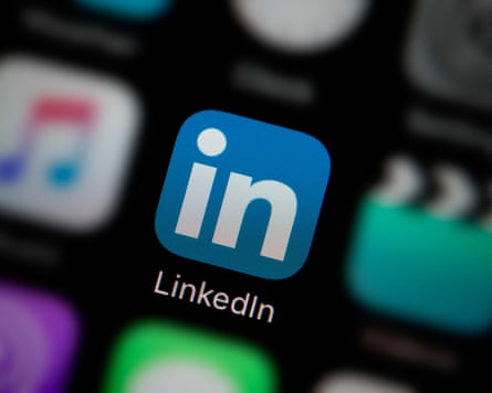 A closeup shot of the logo representing LinkedIn app icon