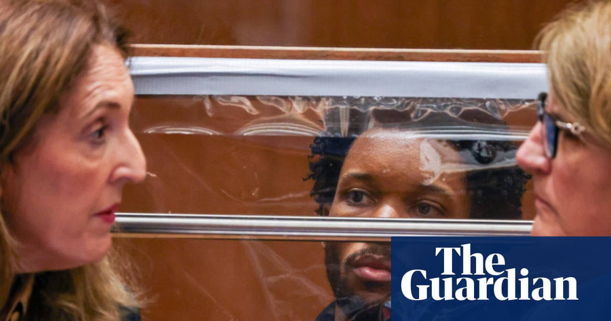 Defense lawyers for singer D4vd withdraw from murder case