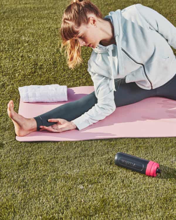 From boosting your mood to helping you focus: why water works wonders for your wellbeing 2 YOGA 152