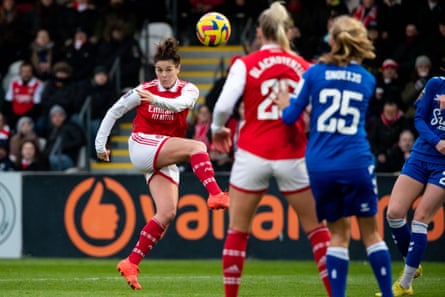 Jen Beattie en action pour Arsenal contre Everton le mois dernier.