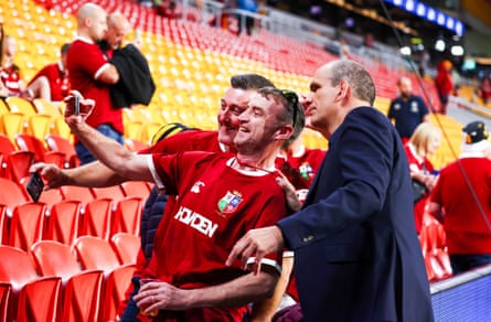 Martin Johnson poses with British & Irish Lions fans