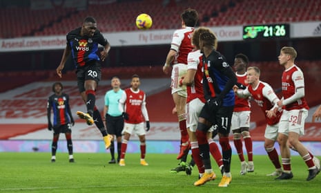 Crystal Palace's Christian Benteke watches his header towards the Arsenal goal