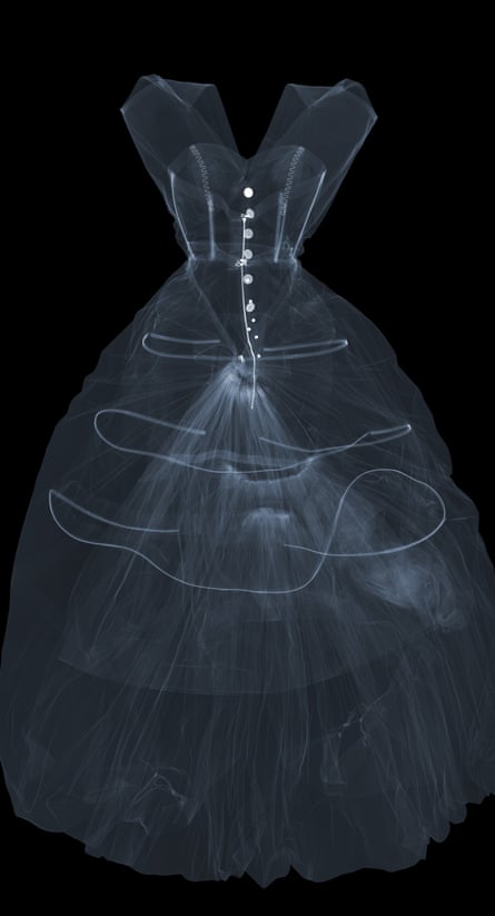 X-ray photograph of an evening dress of silk taffeta, designed by Cristóbal Balenciaga.