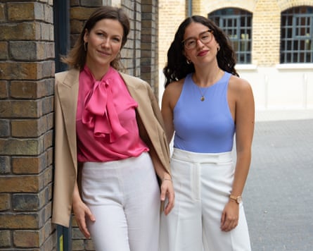 Aura Pérez (right) and Louise Skajem