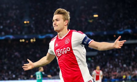 Matthijs De Ligt Agrees Terms With Juventus But Psg Refuse To Give Up Transfer Window The Guardian
