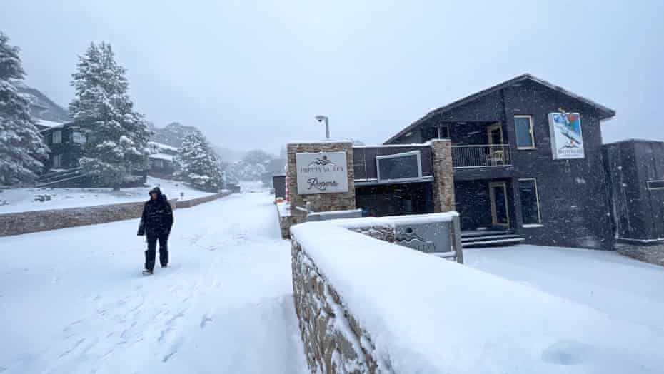 An icy blast across southern and eastern Australia has already brought good falls at Kosciuszko and Mount Buller ahead of this year’s ski season.