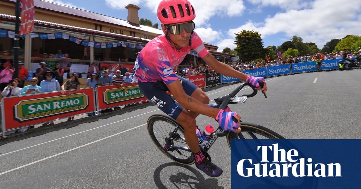 Night riding, no rest days: Lachlan Morton takes on Tour de France alone