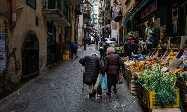 Naples, the setting of Elena Ferrante’s novels.