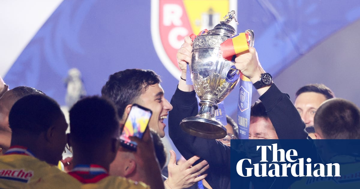 Crystal Palace switch focus from Iraola and Lampard to Lens manager Pierre Sage