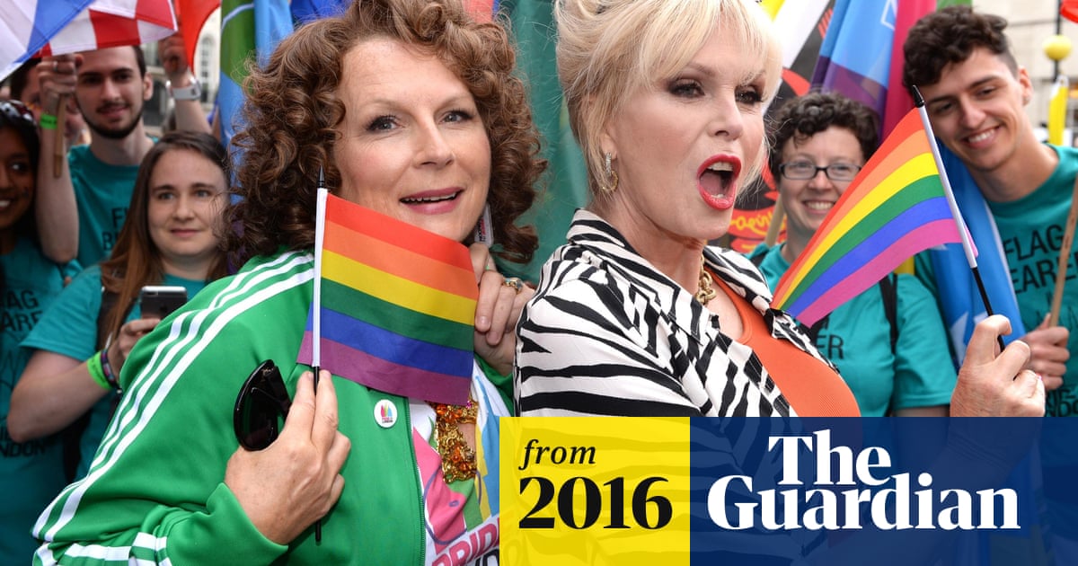 Ab Fab Ad Campaign Makes Edina And Patsy Toast Of Uk Box Office Absolutely Fabulous The Movie The Guardian